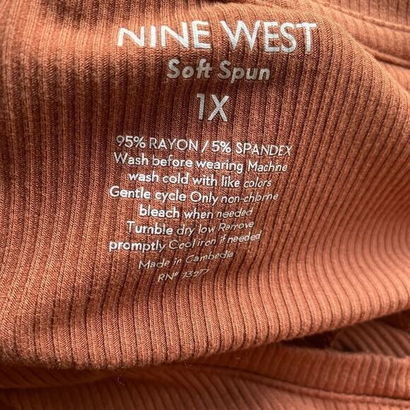 Nine West Women's 1X Boho Soft Spun Ribbed Short Sleeve Terra Cotta Fitted Top - Picture 5 of 7
